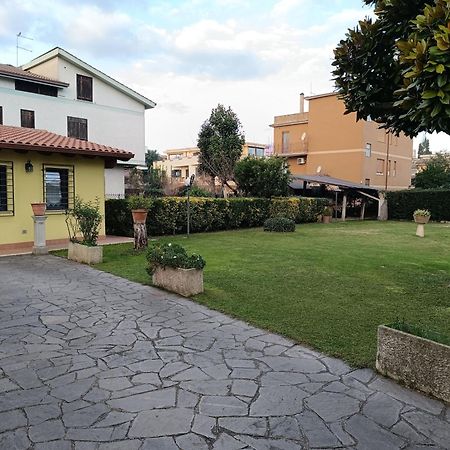 Lochaletcivico47 Rome Bagian luar foto