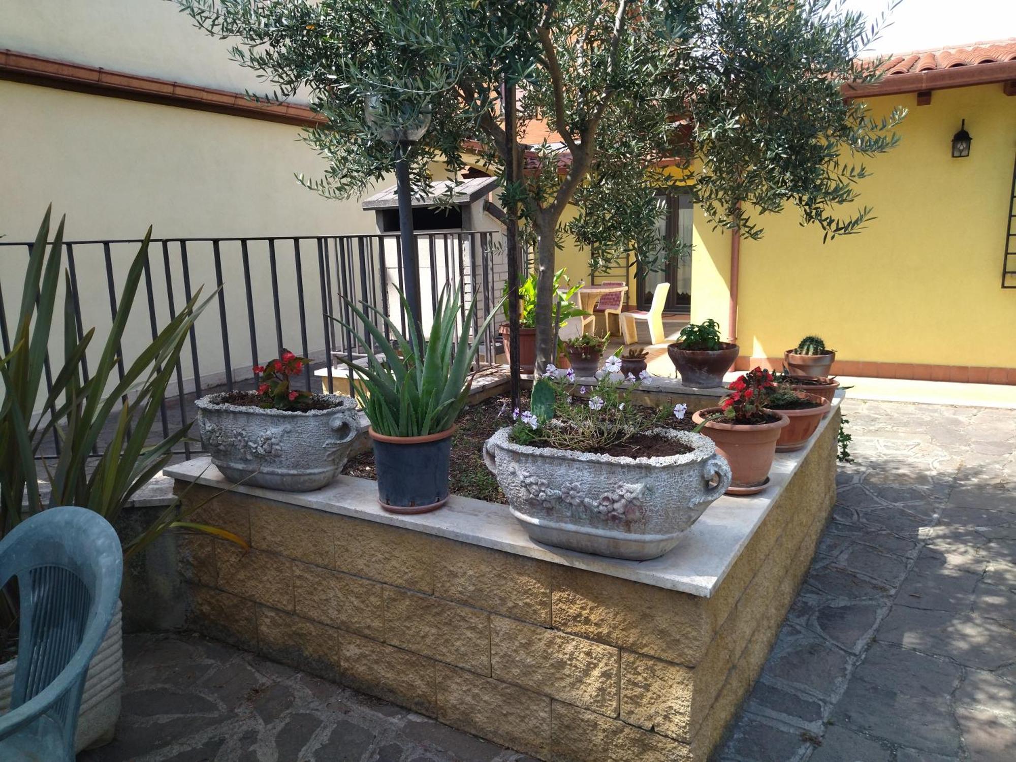 Lochaletcivico47 Rome Bagian luar foto
